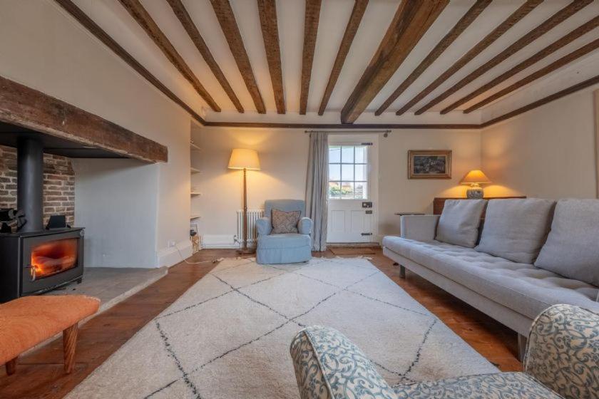 River House Kersey Exterior photo